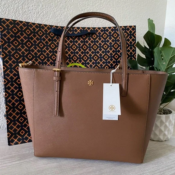 New ✨Authentic Emerson Tory Burch tote bag - Picture 5 of 15